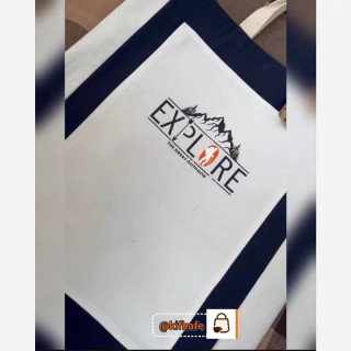 توت بگ سرمه ای سفید جیب دار شانلی